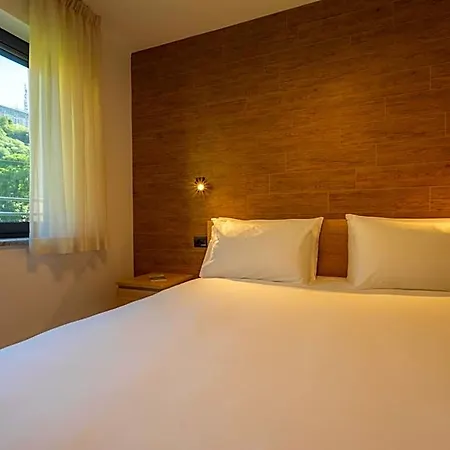 San Martin Holidays - Stay, Work & Fun Hotel 4*